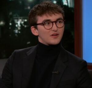 Ator de Game Of Thrones compartilha álbum de fotos do casamento: Que dia!