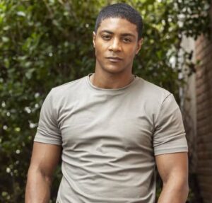 Marlon sofre com o ocorrido na barreira, e Alan o apoia. Saiba o que vai acontecer em Dona de Mim nesta quarta-feira