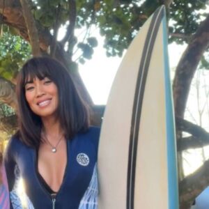 Anabela garante a Celso que o ajudará com Estela. Veja o que vai acontecer em Êta Mundo Melhor! nesta semana