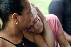 ‘Quando apareceu o nome dele no noticiário entrei em desespero’, relata mãe de policial civil que foi vítima em megaoperação no Rio