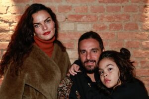 Ex de Bela Gil e Bárbara Fialho confirmam namoro