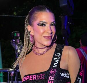Alerta fofura! Filha de Lore Improta e Léo Santana ganha festa de aniversário das Princesas