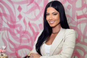 Rayane Figliuzzi e ex-marido trocam acusações após decisão sobre filho