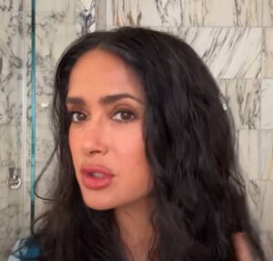 Salma Hayek compartilha cliques do aniversário da filha: Nunca é tempo suficiente para te celebrar