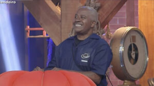 Toninho conquista o chapéu de Fazendeiro da semana em A Fazenda 17