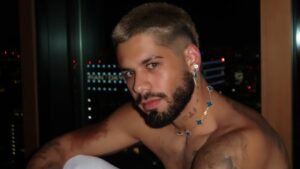 Zé Felipe altera tatuagem feita para Virginia Fonseca; veja