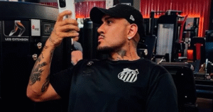 UAU! Veja o antes e depois de MC Binn após perder 50 kg