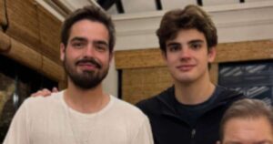 Longe da mídia, aparência de Faustão chama atenção em foto inédita com a família