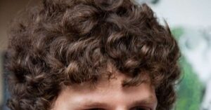 Jesse Eisenberg decide doar rim de forma altruísta: pra quem precisar