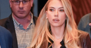 Nem timidez, nem estrelismo: o motivo de Scarlett Johansson recusar selfies com fãs é mais profundo do que parece