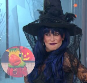 Em clima de Halloween, Ana Maria Braga se veste de bruxa para apresentar o Mais Você