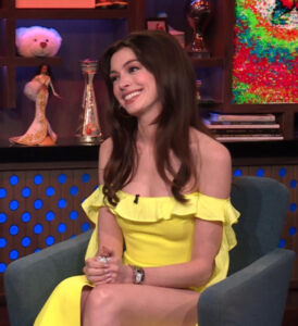 Uma Ideia de Você, O Diabo Veste Prada… Veja um ano a ano de Anne Hathaway (e provas de que ela não mudou nada!)