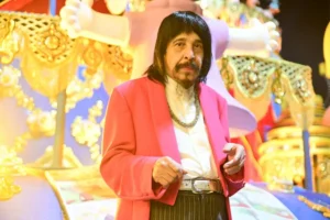 Águia de Ouro faz tributo emocionante a Benito Di Paula