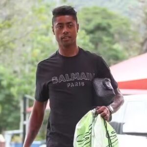 Bruno Henrique pode ficar até 2 anos fora dos gramados