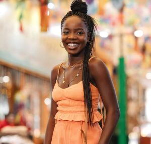 Leo pede para retomar o cargo de babá de Sofia, e Samuel desaprova. Saiba o que vai acontecer em Dona de Mim neste sábado