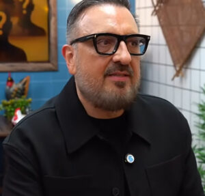 Rodrigo Carelli revela que votação da roça surpresa será para eliminar participante em A Fazenda 17