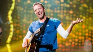 Fã viraliza ao encontrar com Chris Martin, do Coldplay, em Belém