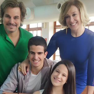 Cláudia Raia e Edson Celulari em foto antiga com os filhos Enzo e Sophia