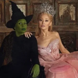 Cynthia Erivo e Ariana Grande no filme 'Wicked'