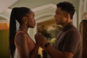 Samuel se declara a Leona e ganha beijo ardente em ‘Dona de Mim’