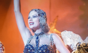 “Parassocial” é eleita a palavra do ano após onda de buscas motivada por Taylor Swift