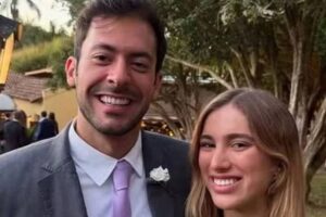 Manu Cit é vista ao lado do noivo após suposta traição