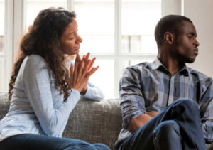 8 frases que você deve evitar dizer durante uma briga de casal