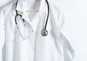 Cantora famosa tentou ser médica por 7 anos; saiba quem