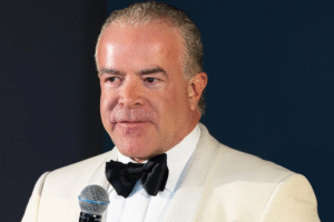 Presidente do Miss Universo é investigado por suposto esquema internacional de tráfico