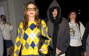 Hailey e Justin Bieber curtem passeio com o filho