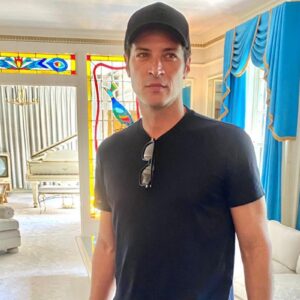 Leandro Lima viaja para Memphis antes de estrear como Elvis Presley