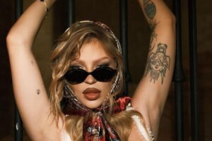 “Escândalo Íntimo” é o álbum pop mais reproduzido em 2024 na Deezer