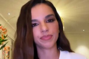 Mariana Rios comenta escolha do nome do filho de “pau” em espanhol