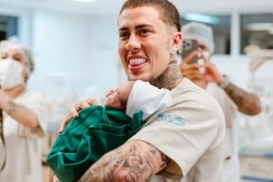 Videomaker rebate MC Daniel após acusação sobre conduta em parto do filho