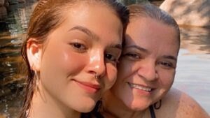 Amiga entrega detalhe da relação com mãe de Mel Maia e expõe: ‘Me ensinou’