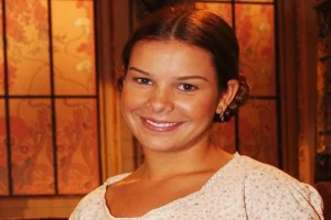 Alma Gêmea: Mirna recebe príncipe encantado. Saiba tudo!