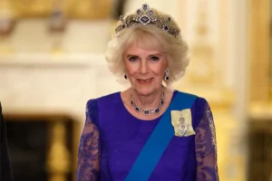 Rainha Camilla enfrenta complicações de saúde e cancela compromissos oficiais