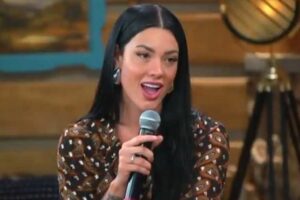 A Fazenda 17: Eliminada, reação de Rayane ao descobrir favorito do público é a melhor possível