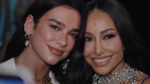 Sabrina Sato e Dua Lipa aproveitam noite de ensaios da Unidos de Vila Isabel