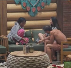 Após dia de festa, peões relaxam nesta madrugada em A Fazenda 17