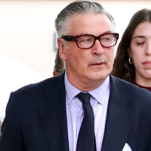 Alec Baldwin se pronuncia após arquivamento do caso Rust