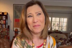 Beth Goulart faz público chorar ao relembrar morte: ‘5 anos atrás’