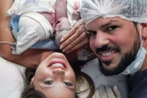 Biah Rodrigues foi separada dos filhos gêmeos após dar à luz