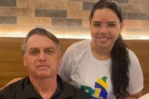 Secretária do partido de Bolsonaro é demitida após “macumba” e “terra de cemitério”