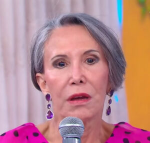 Eterna intérprete de Dona Florinda, Florinda Meza detona série Chespirito: Sem Querer Querendo: – Enganação ao público