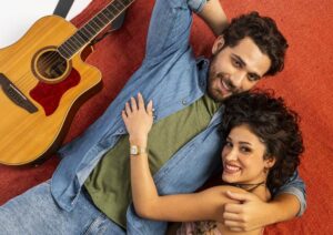 Gustavo Mioto e Maya Aniceto falam sobre ‘Cinderela e o Segredo do Pobre Milionário’