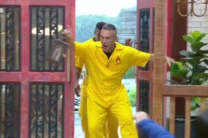 A Fazenda: Juninho vence Prova de Fogo e nova baia é formada