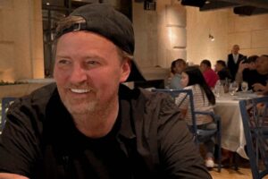 Morte de Matthew Perry: DEA foca em suspeitos de distribuição fatal de drogas