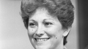 Atriz global que morreu há 5 anos já ‘parou’ a TV com lição contra o preconceito