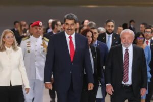 Lula se reúne às pressas com Mercosul e oferece ajuda a Maduro: “Uma catástrofe”